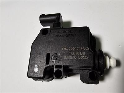 BMW YAKIT DEPO KAPAK TETİLEYİCİSİ 67117270792