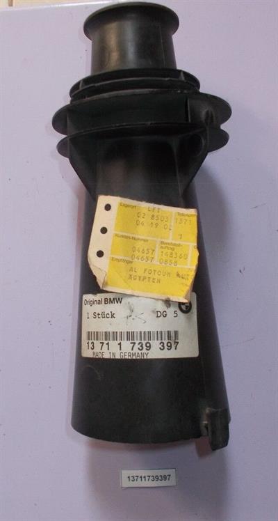 HAVA FİLTRE BORUSU M40 E36