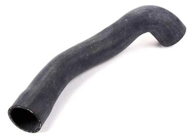 VOLVO TURBO RADYATÖRÜ ÜST HORTUMU SAĞ (XC90) (2003-2006) 9489968