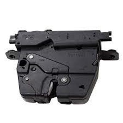 BAGAJ KAPAĞI KİLİT F30/F10/F06GC/F12/F13 51247191212