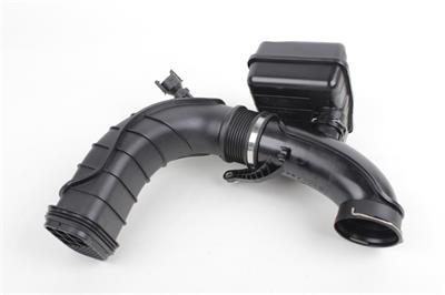 TEMİZ HAVA EMME BORUSU F10/F10LCI ( 8 508 047 YARIM )