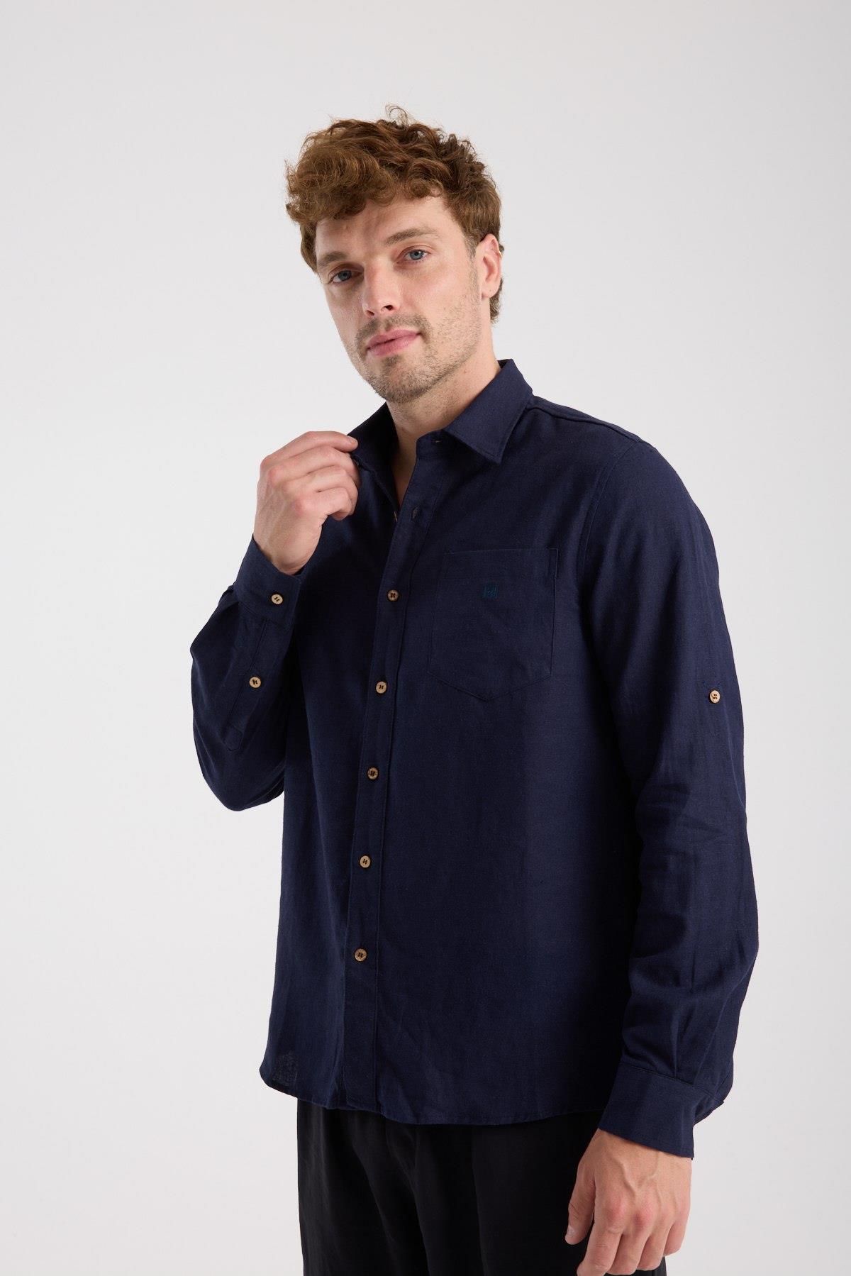 Düğmeli Keten Gömlek