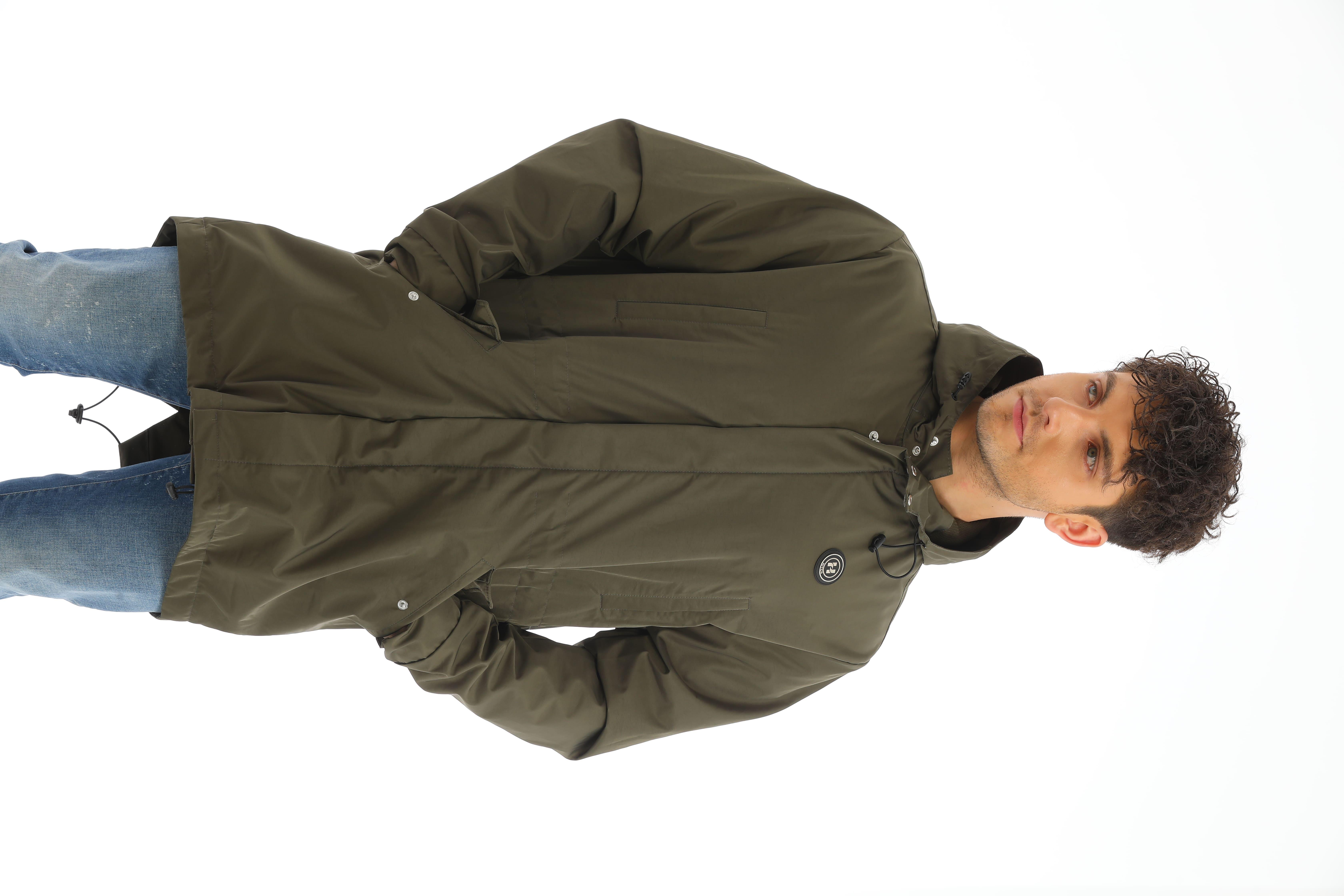 Su Geçirmez Yağmurluk