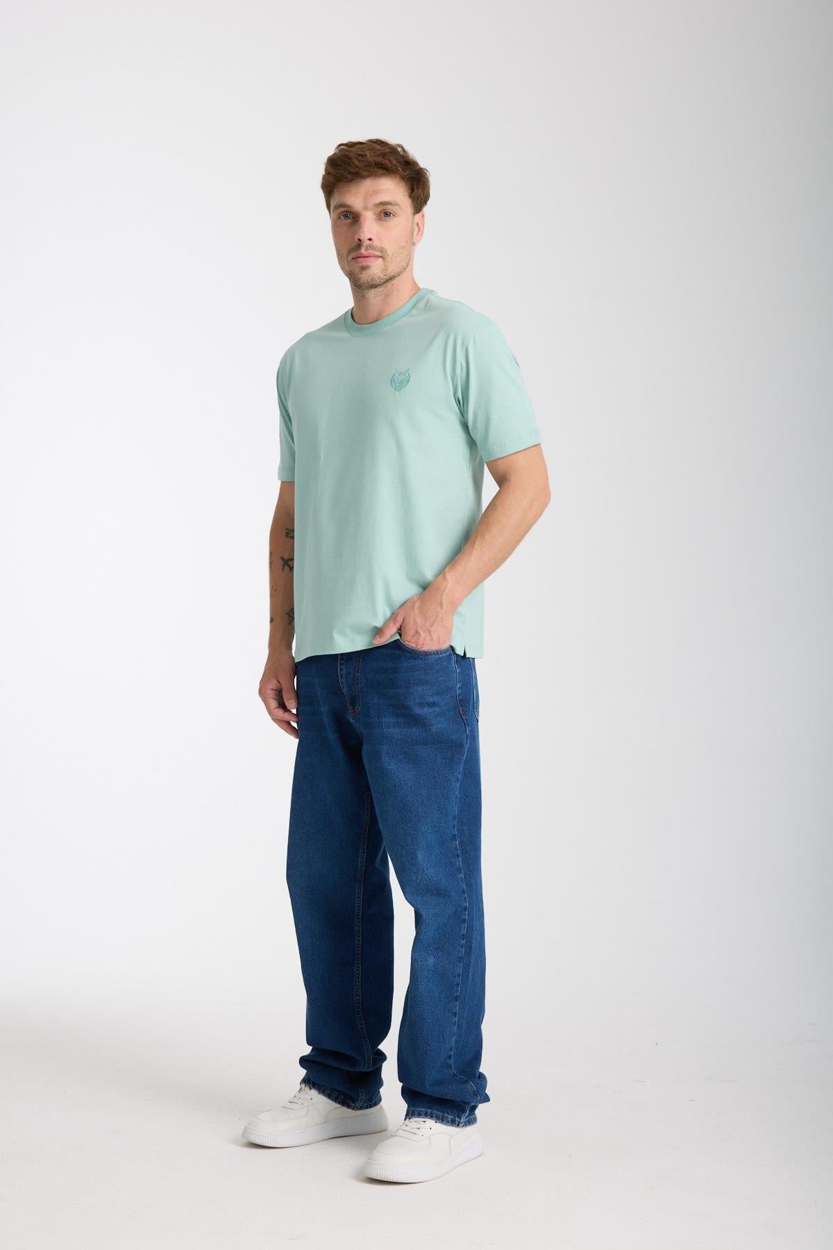 Erkek %100 Pamuk Relax Fit Baykuş Nakışlı T-Shirt