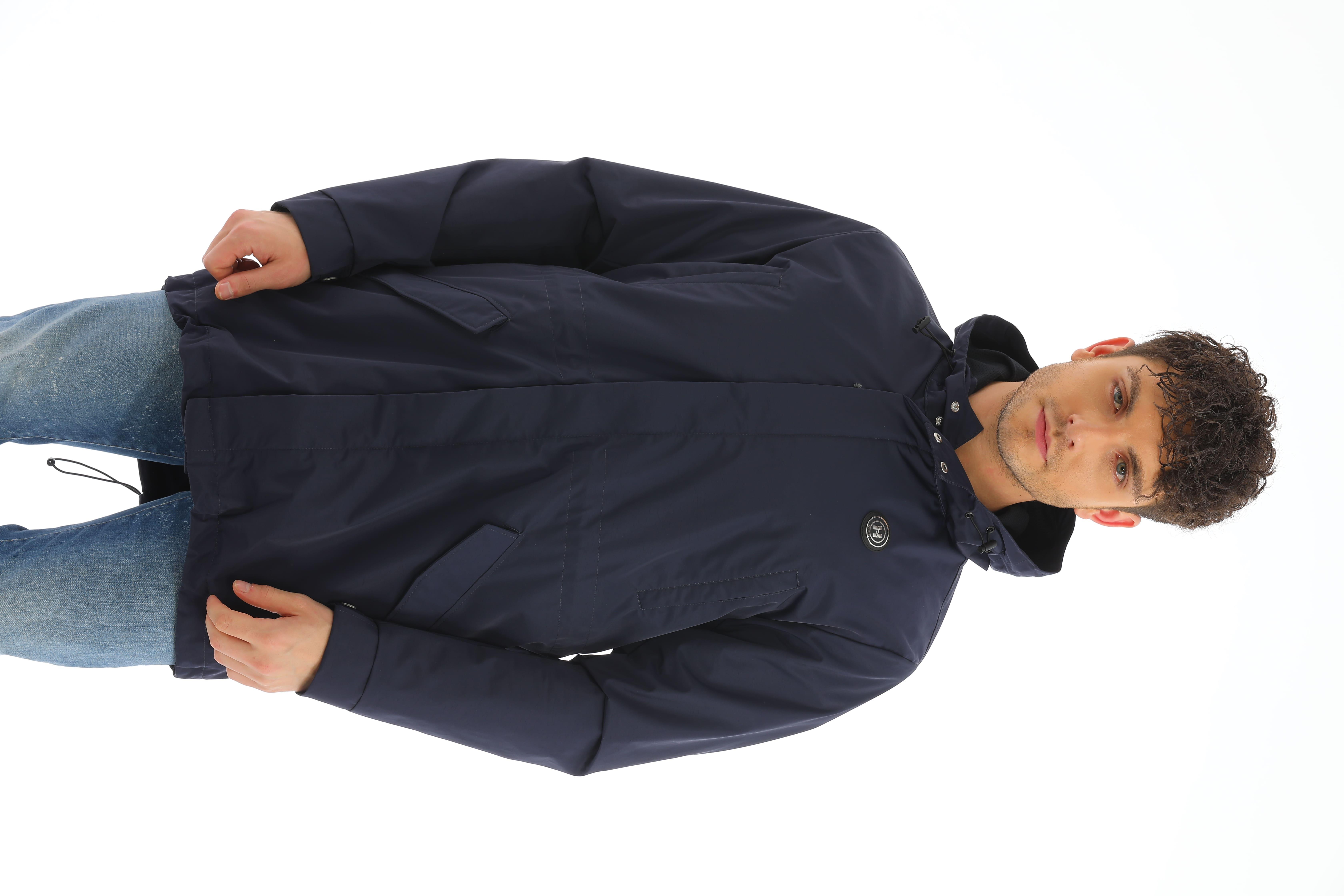 Su Geçirmez Yağmurluk