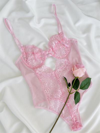 Almira Dantel Balenli Çıtçıtlı Kapsız B Cup Bodysuit Pembe