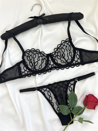 Stella Siyah Brode Kapsız Balenli İç Çamaşırı Takımı