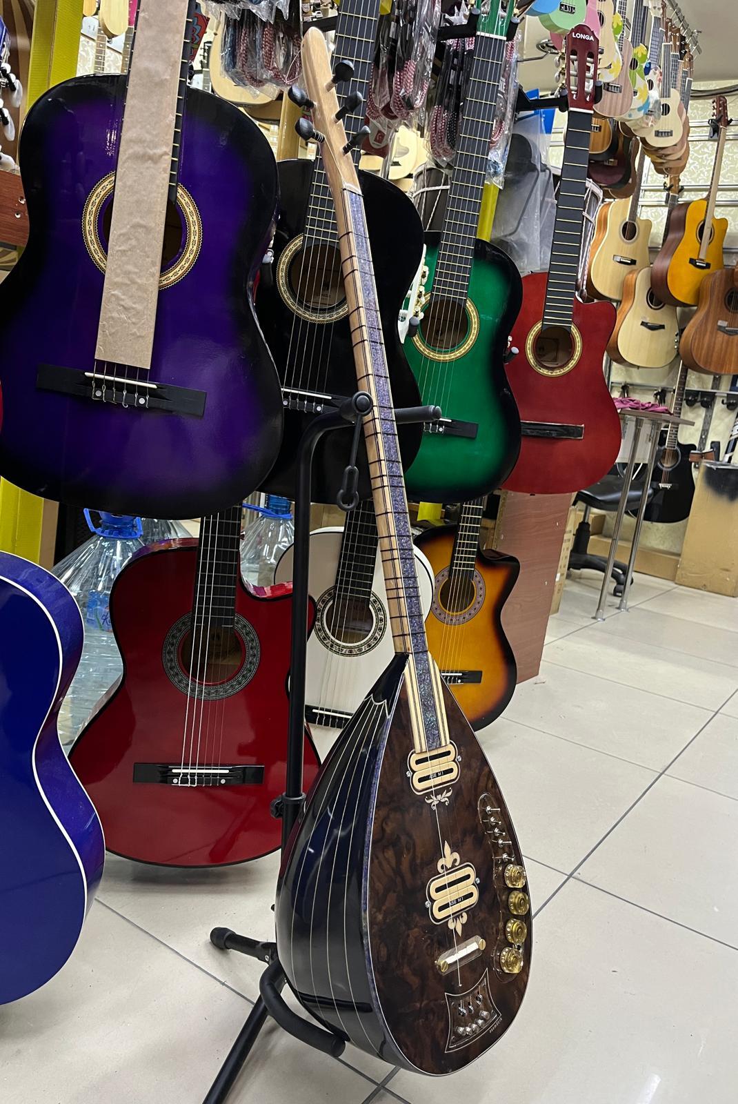 LESLİLİ ELEKTRO BAĞLAMA, SEDEF İŞLEMELİ KLAVYE KOD6845