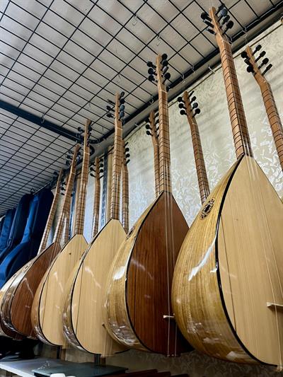 KISA SAP JAK GİRİŞLİ ÖĞRENCİ BAĞLAMASI KILIF+TEL+TEZENE DAHİL