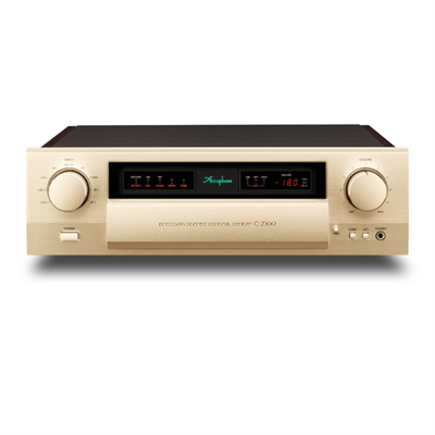 Accuphase C-2300 Pre Amplifikatör