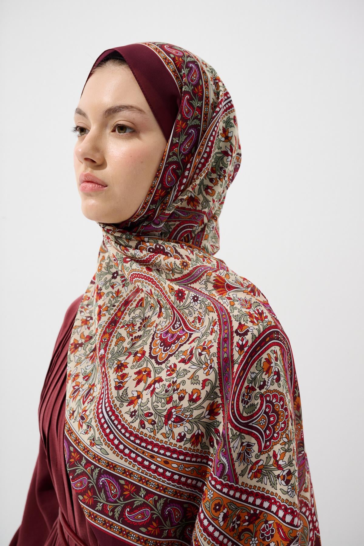 Bella İpeksi Şal - Bordo