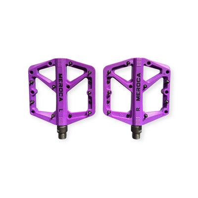 Meroca Double Rulmanlı Çivili Mor Bisiklet Pedalı | Hafif Plastik Gövde – Dayanıklı Platform Pedal