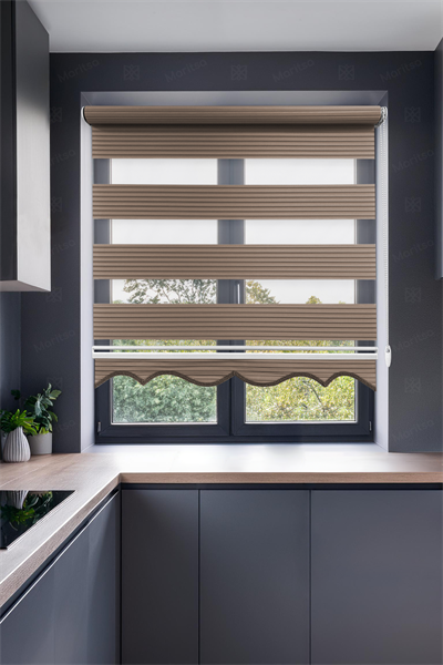 Geniş Plise Sütlü Kahve Zebra Stor Perde