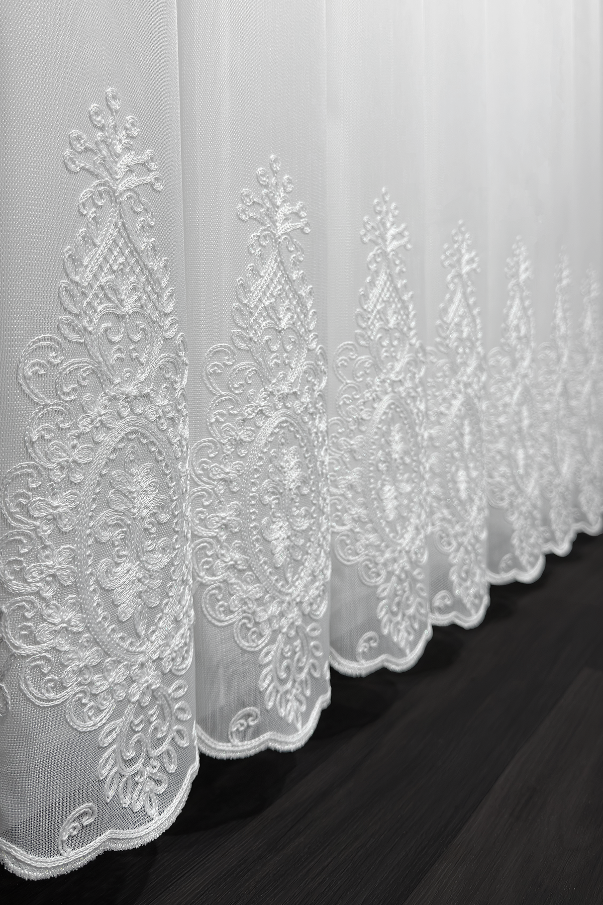 Bambu Serisi Barok Damask Etek Desen Ekru Tül Perde