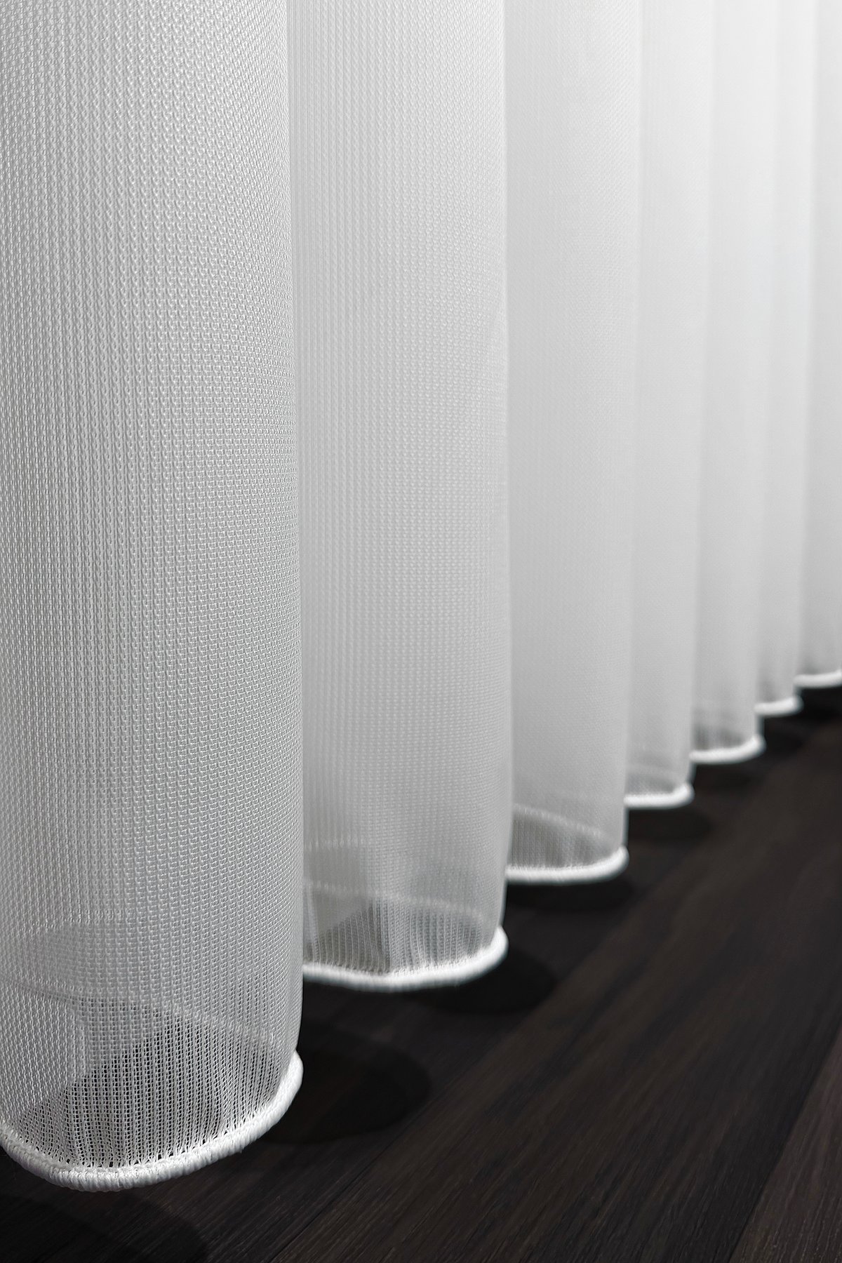 Bambu Serisi Çizgili Ekru Tül Perde