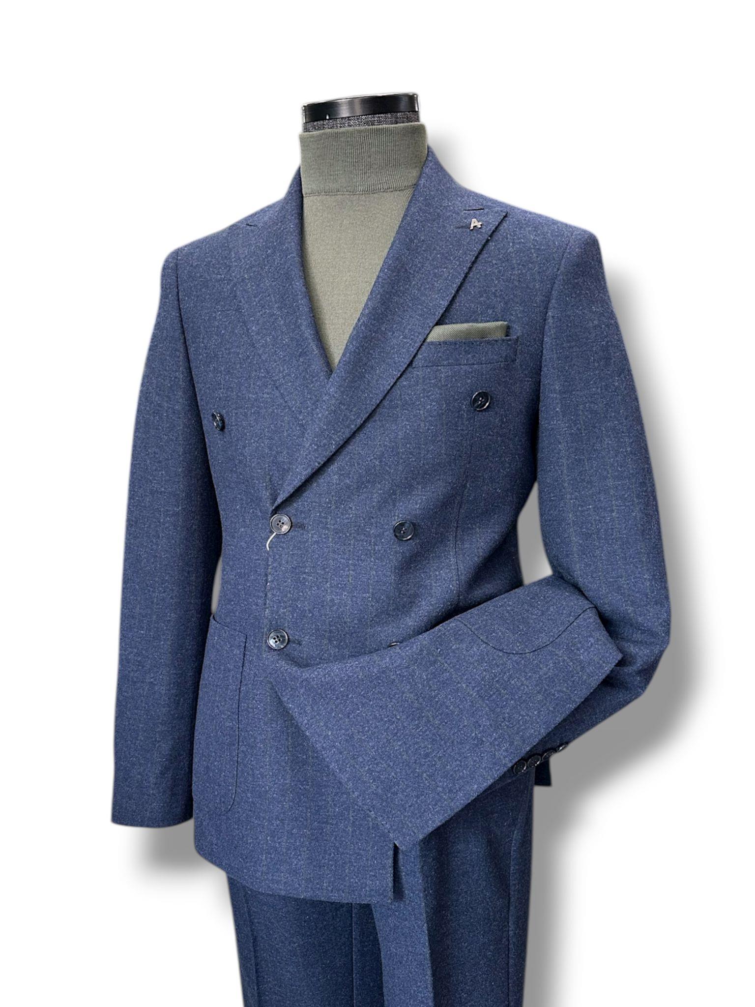 Takım ElbiseRoyal Takım ElbiseRoyal Takım Elbise