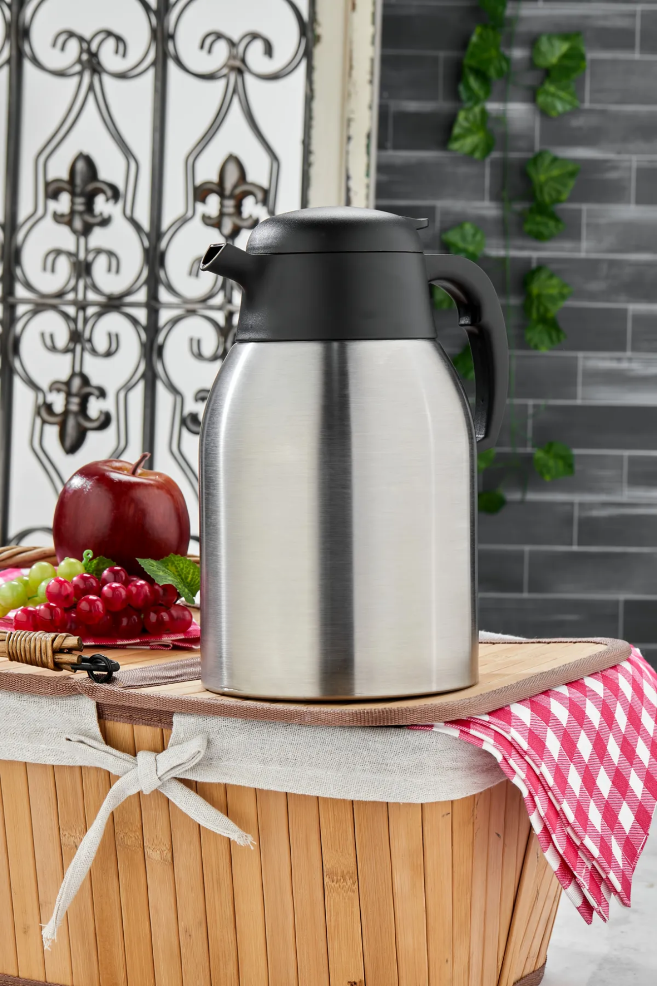 2 Litre Çift Kat Paslanmaz Çelik Termos – 12 Saat Sıcak, 24 Saat Soğuk | Kamp Piknik Ofis Outdoor