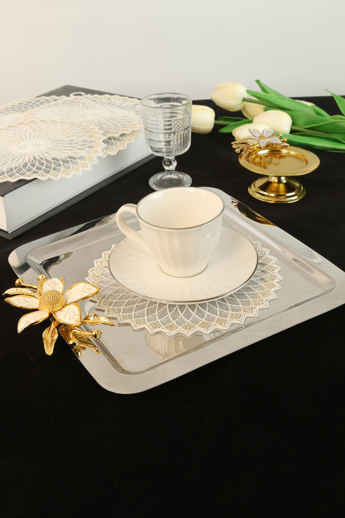 6 Adet Yelpaze Krem Gold Simli Bardak Altlığı & Kokteyl Peçetesi