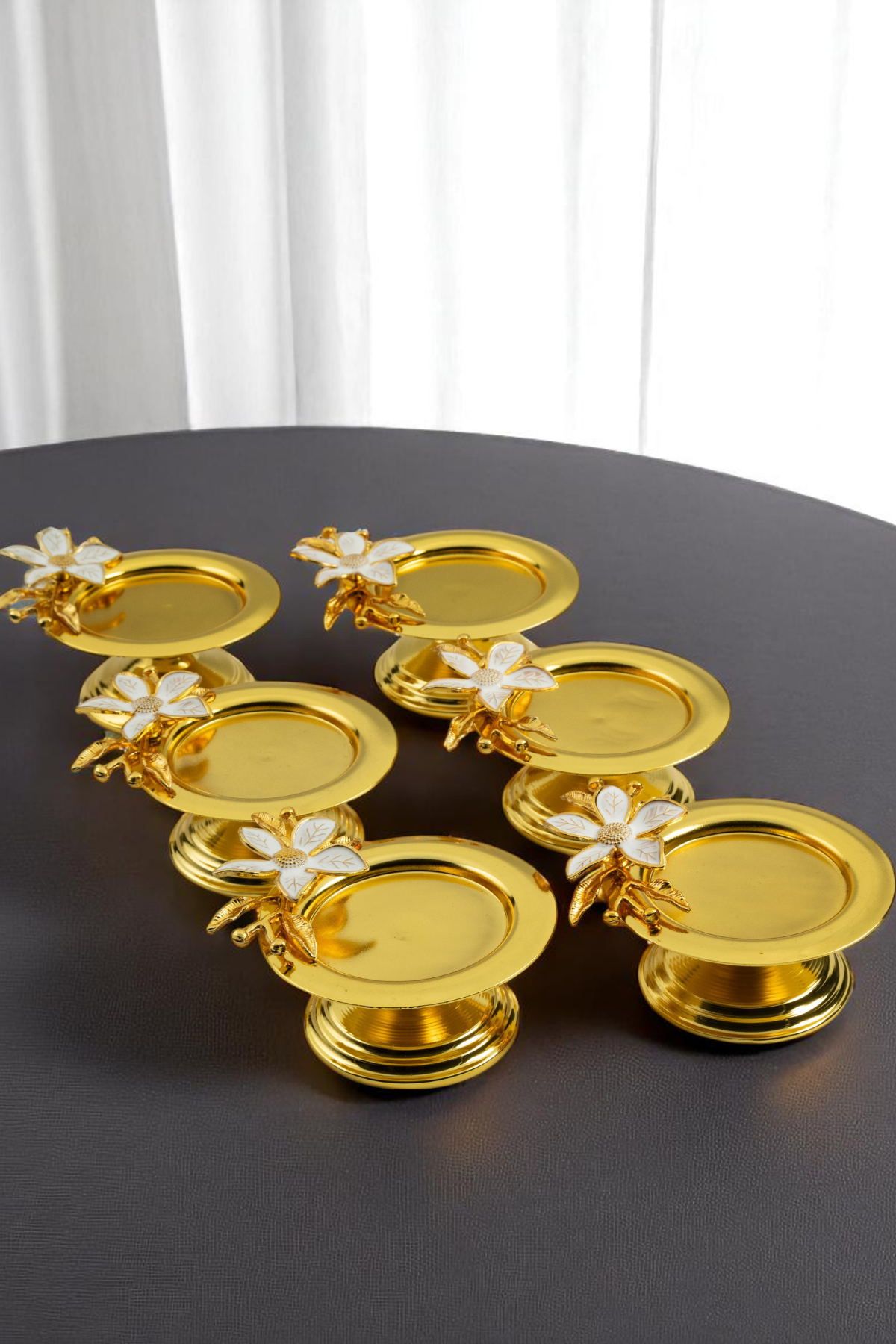 Zambak Çiçekli Dekoratif 6 li Gold Renk Makaronluk Lokumluk Kahve Yanı Sunumluk