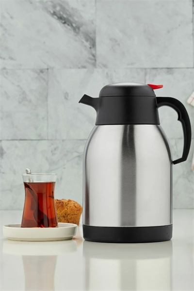 2 Litre Çift Kat Paslanmaz Çelik Termos – 24 Saat Soğuk, 12 Saat Sıcak Tutma | Kamp & Seyahat İçin
