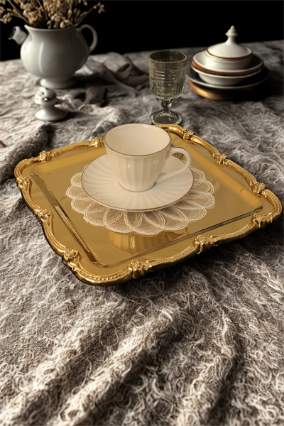 Gül Figürlü Paslanmaz Gold Renkli Çelik Kahve Sunum Tepsisi – Kararmayan Şıklık