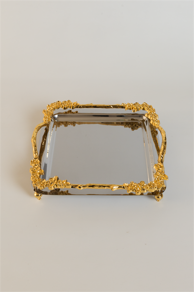 Lüks Gold Gül Detaylı Kare Sunum Tepsisi 21x21 cm – Ayaklı