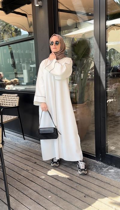 Dikiş detaylı ferace elbise