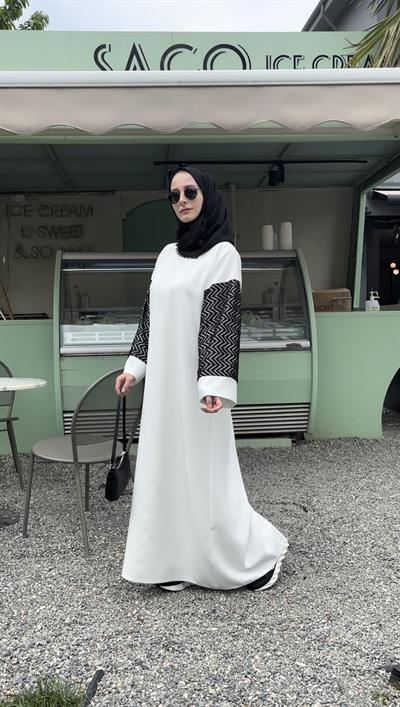 Kolu güpür detaylı  elbise ferace