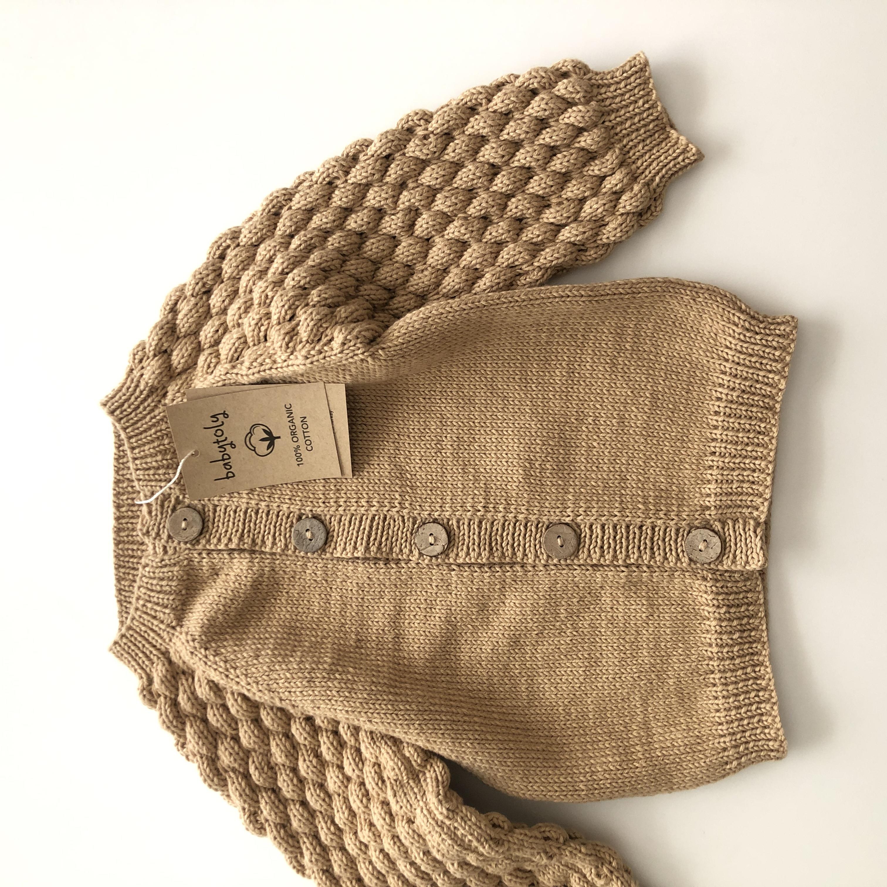 Adele Cardigan, Honey