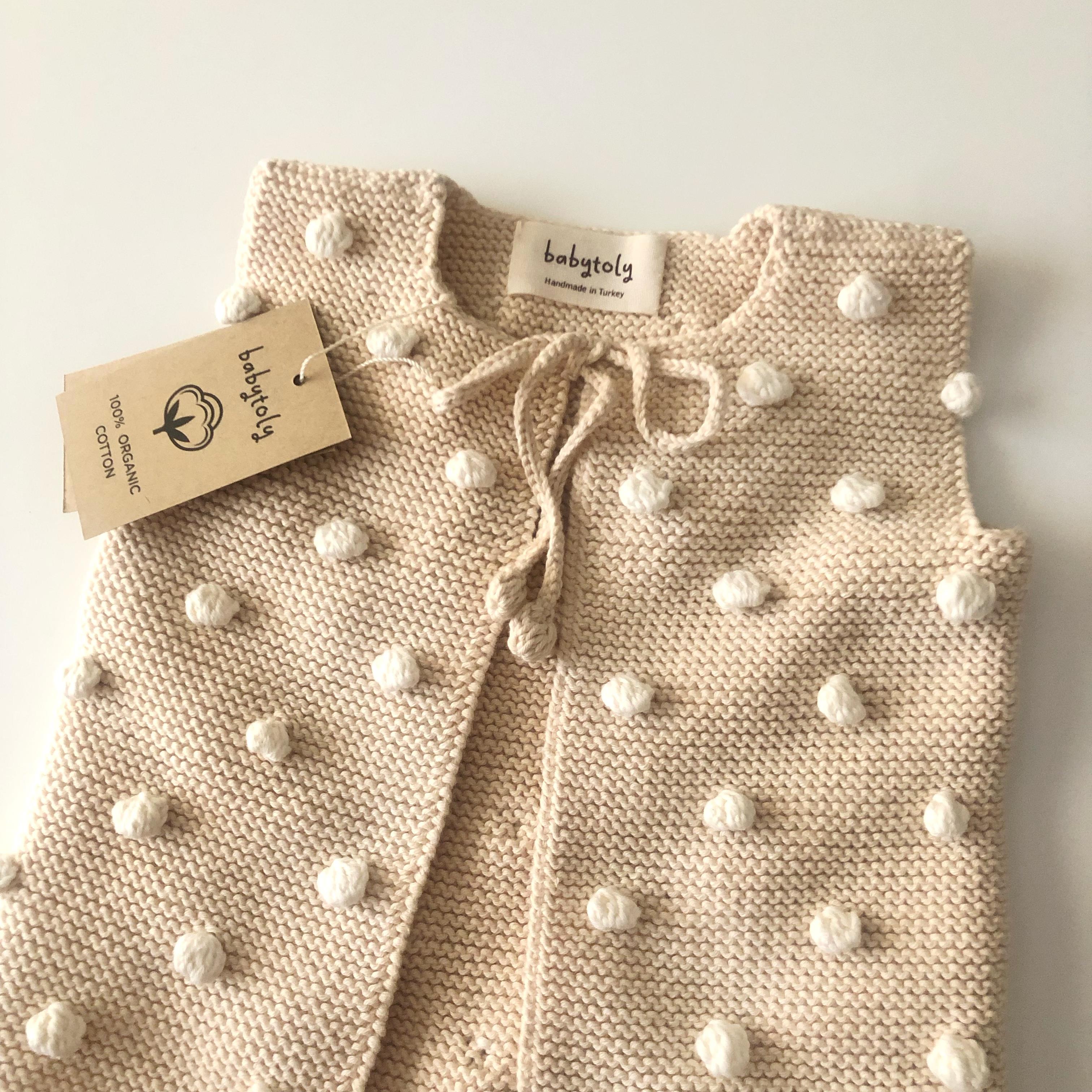 Popcorn Vest, Natural base×Snow popcorns