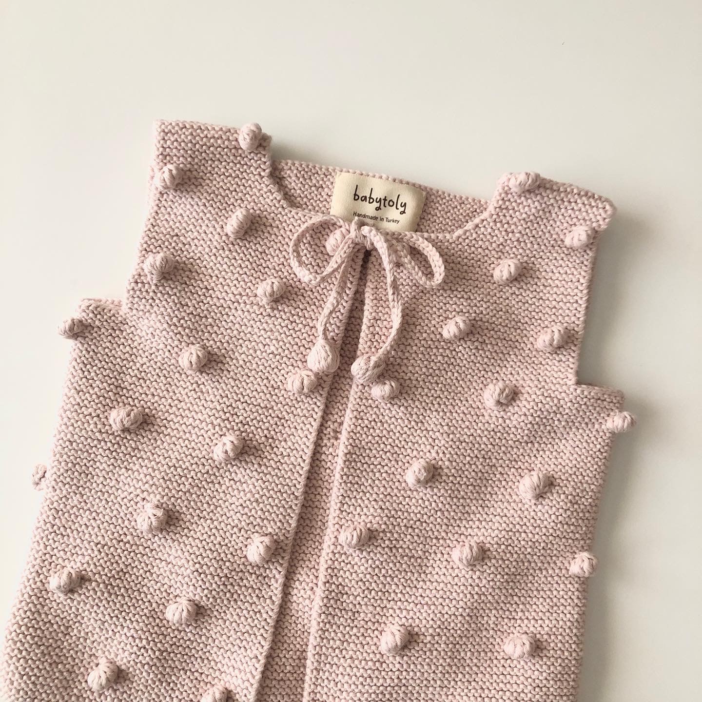 Popcorn Vest, Powder pink × Powder pink popcorns
