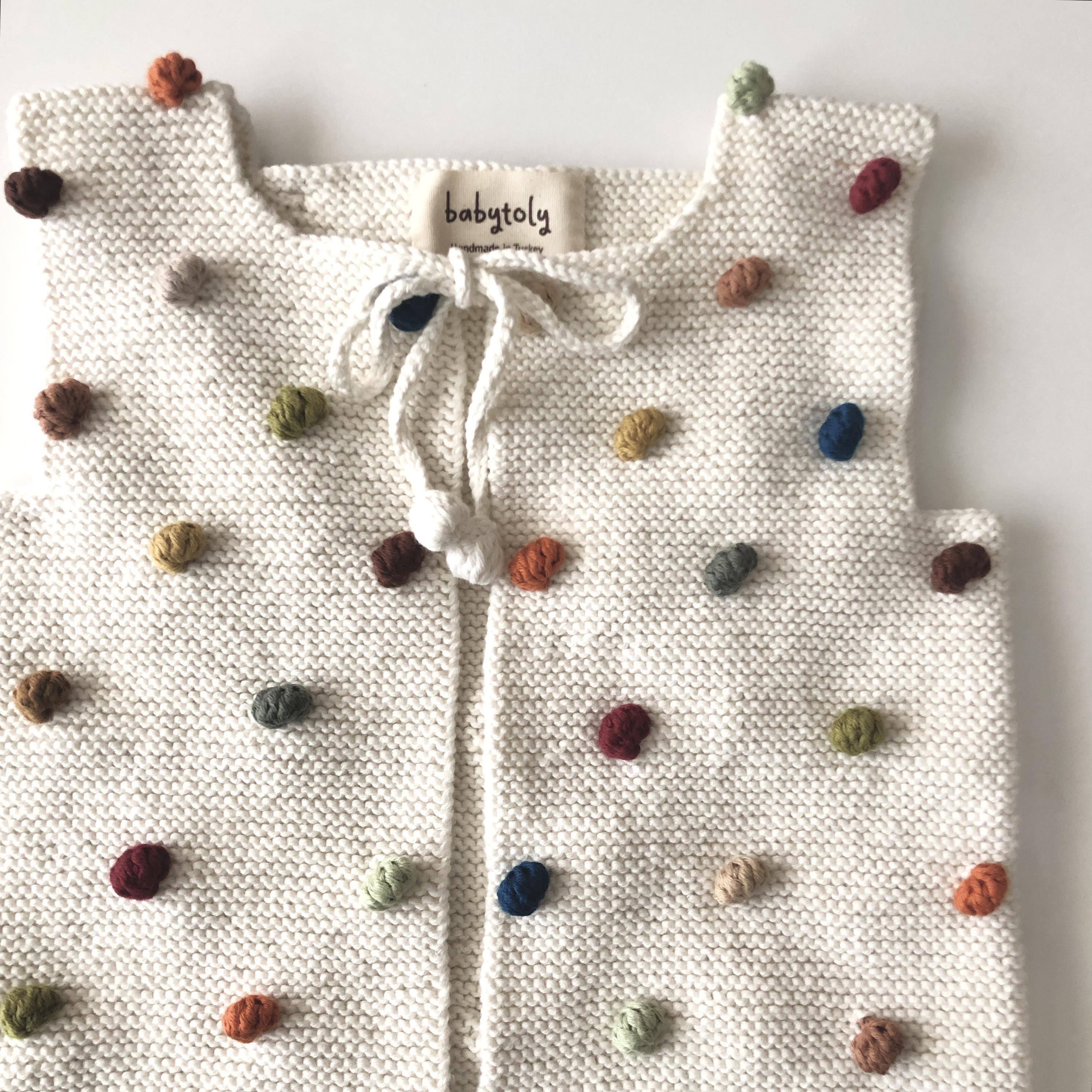 Rainbow Popcorn Vest, Snow
