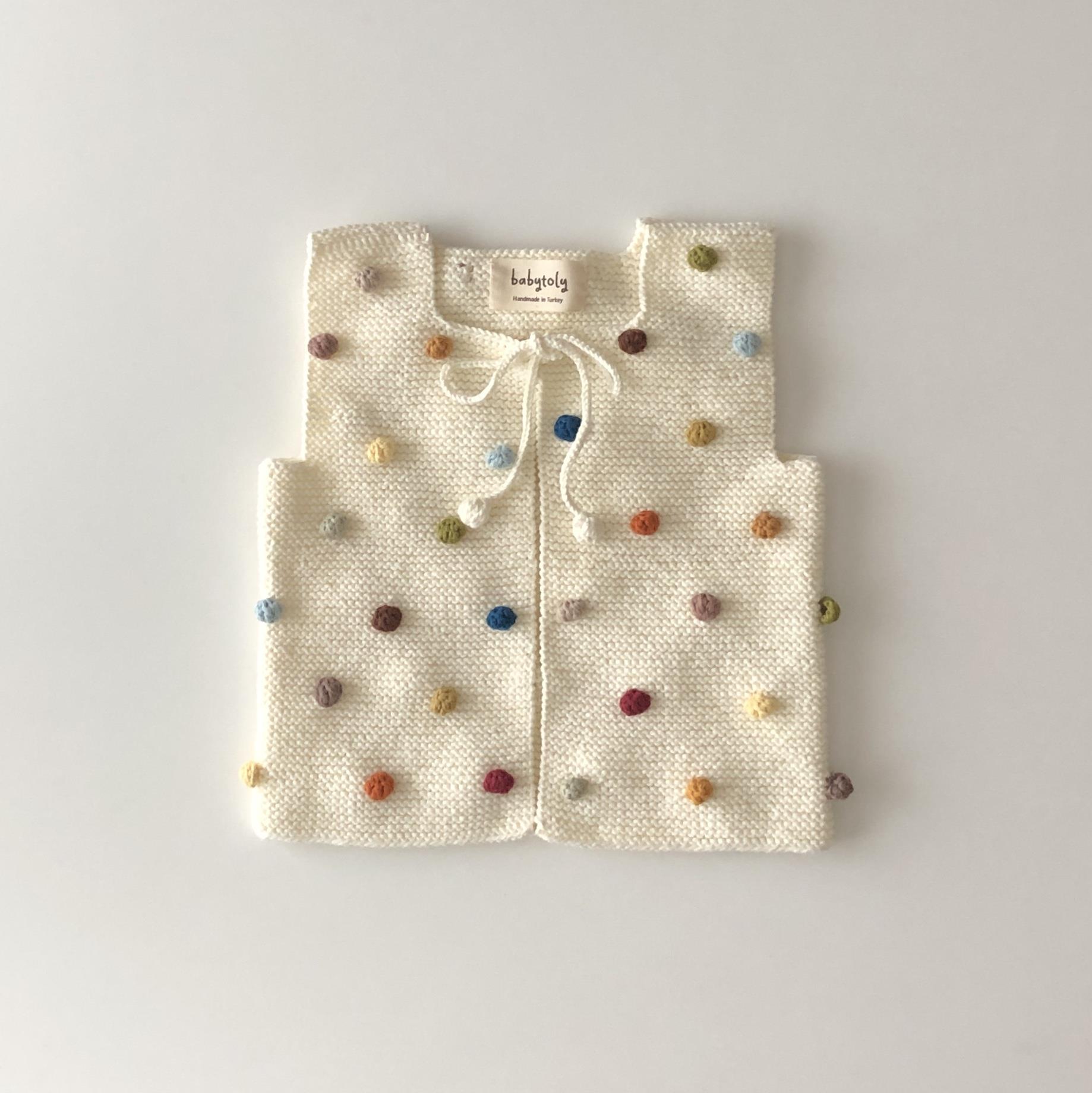 Rainbow Popcorn Vest, Snow