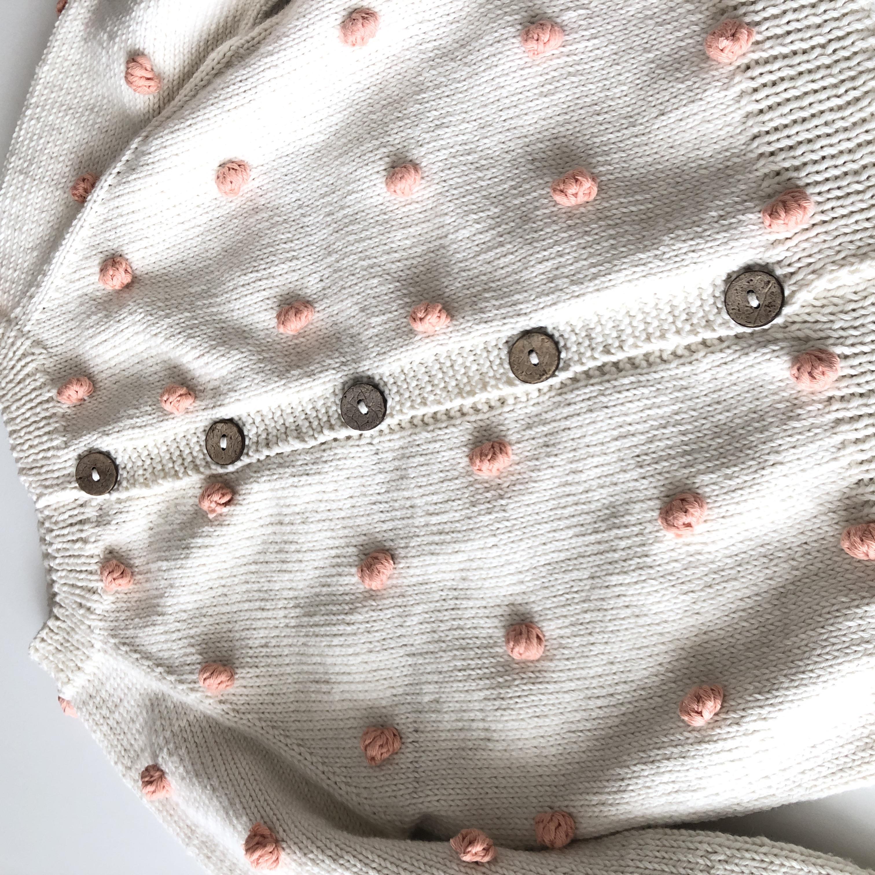 Rainbowpopcorn Cardigan, Snow base × papaya popcorns