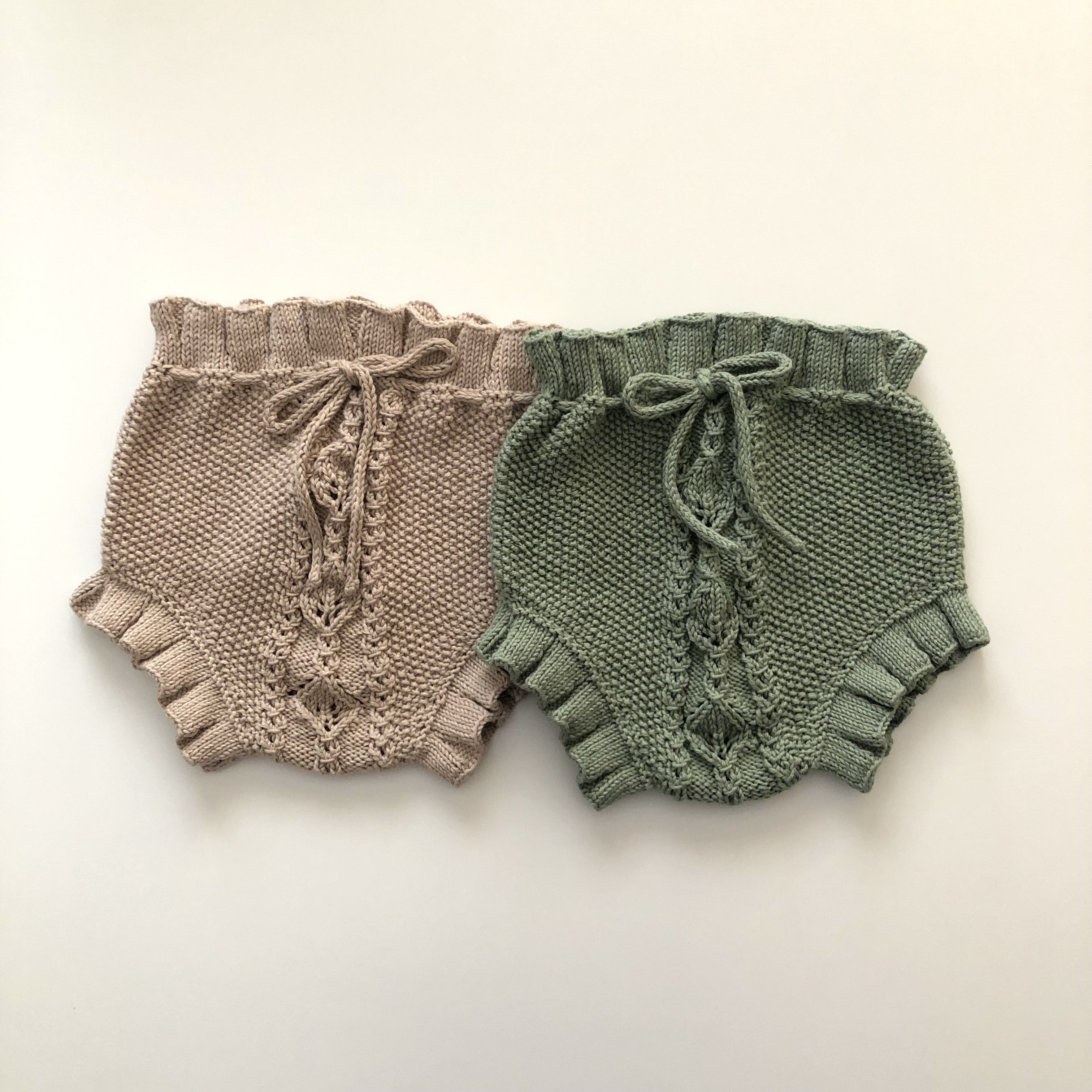Rococo Bloomer, Mint