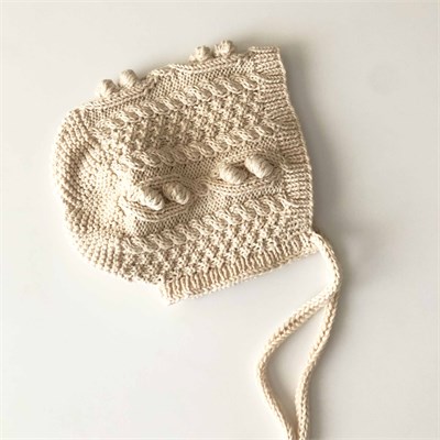 Cable Popcorn Bonnet, Natural