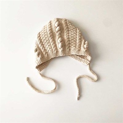 Cable Popcorn Bonnet, Natural