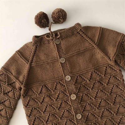 Helena Cardigan, Camel