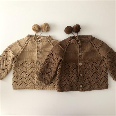 Helena Cardigan, Camel