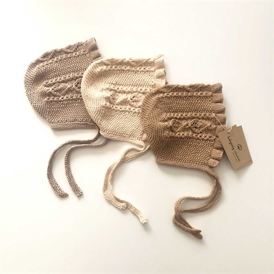 Rococo Bonnet, Natural