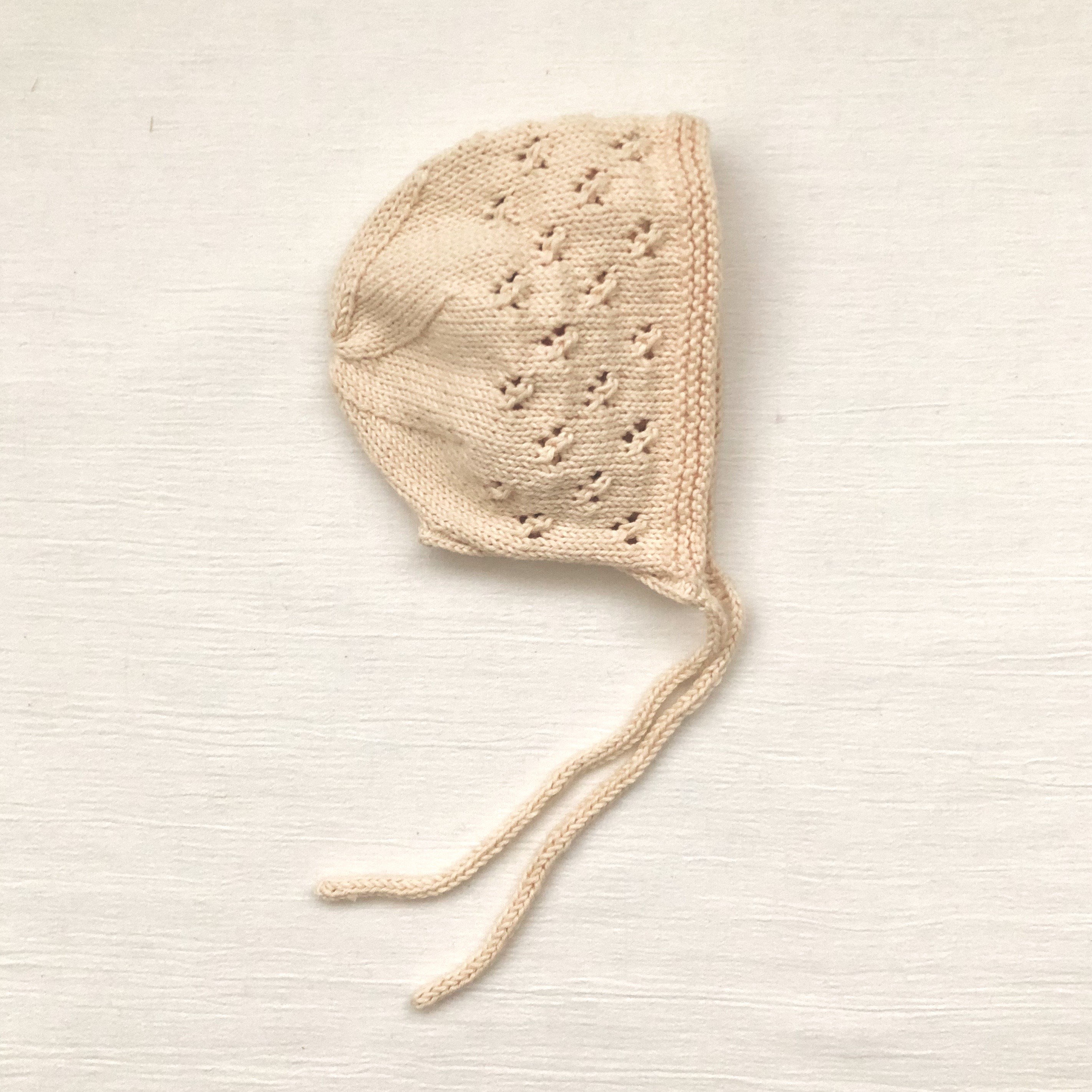 Bloom Bonnet, Natural