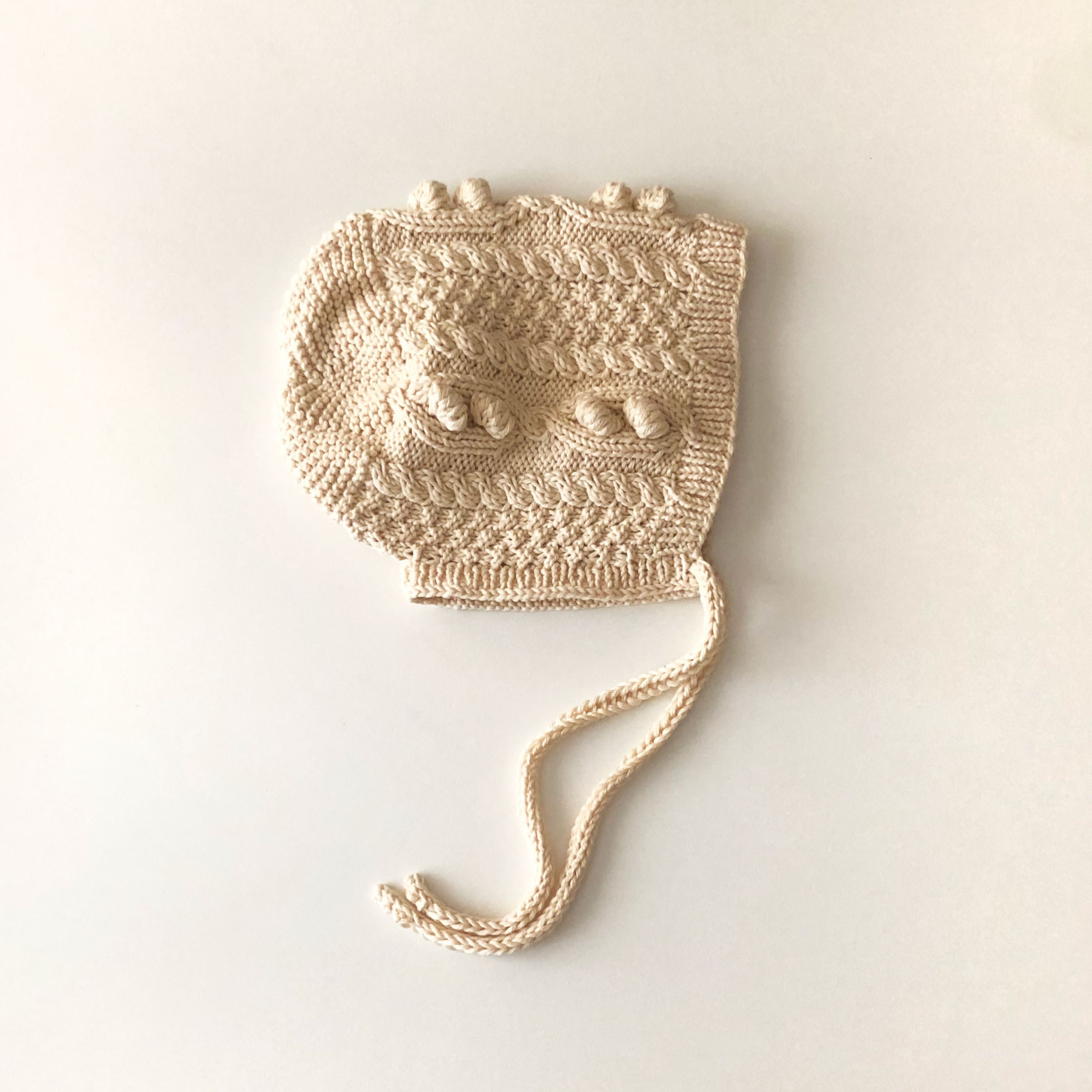 Cable Popcorn Bonnet, Natural