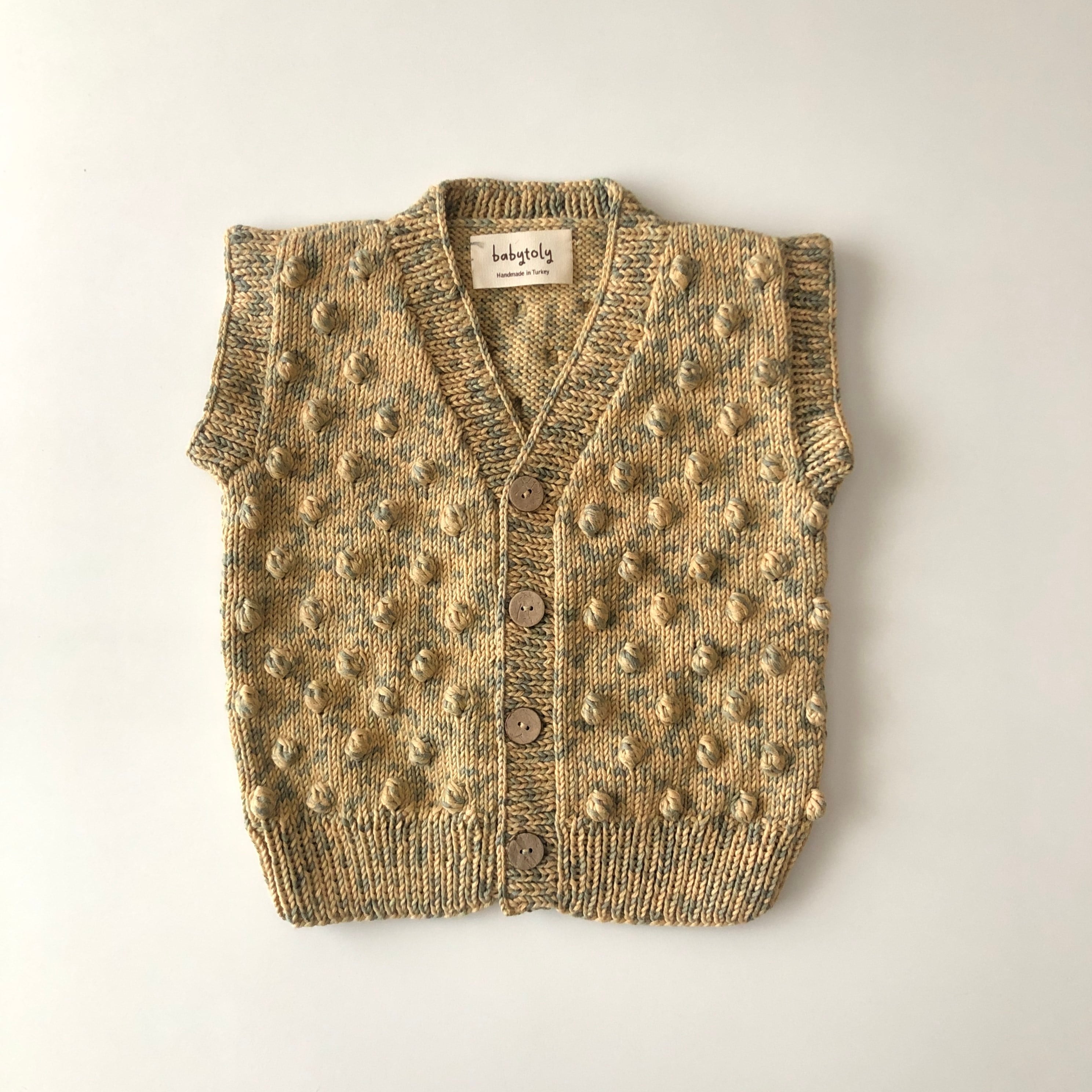 V-Neck Popcorn Vest, Tuscany