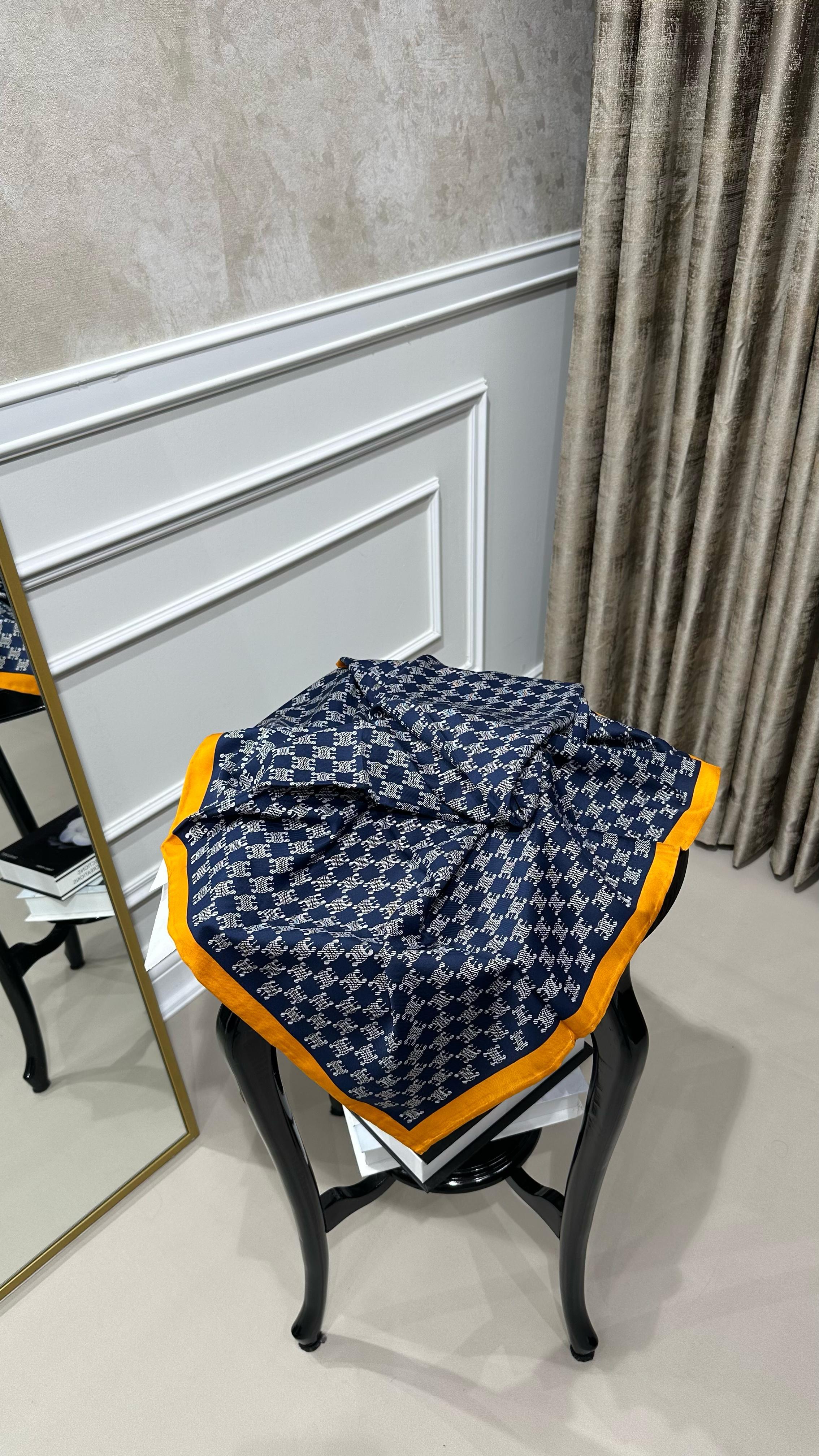  CELİNE EŞARP LACİVERT