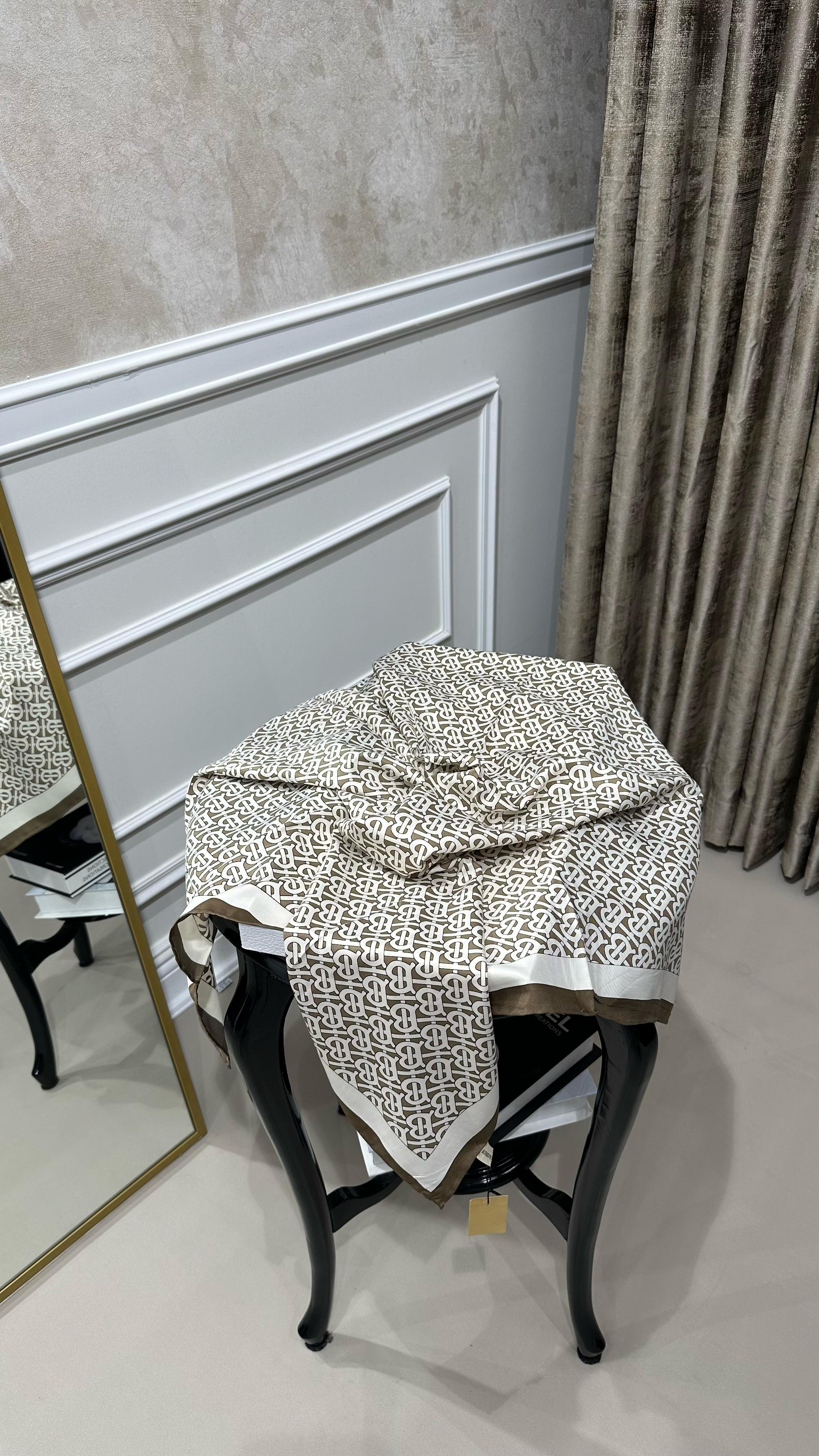 BURBERRY EŞARP KAHVE