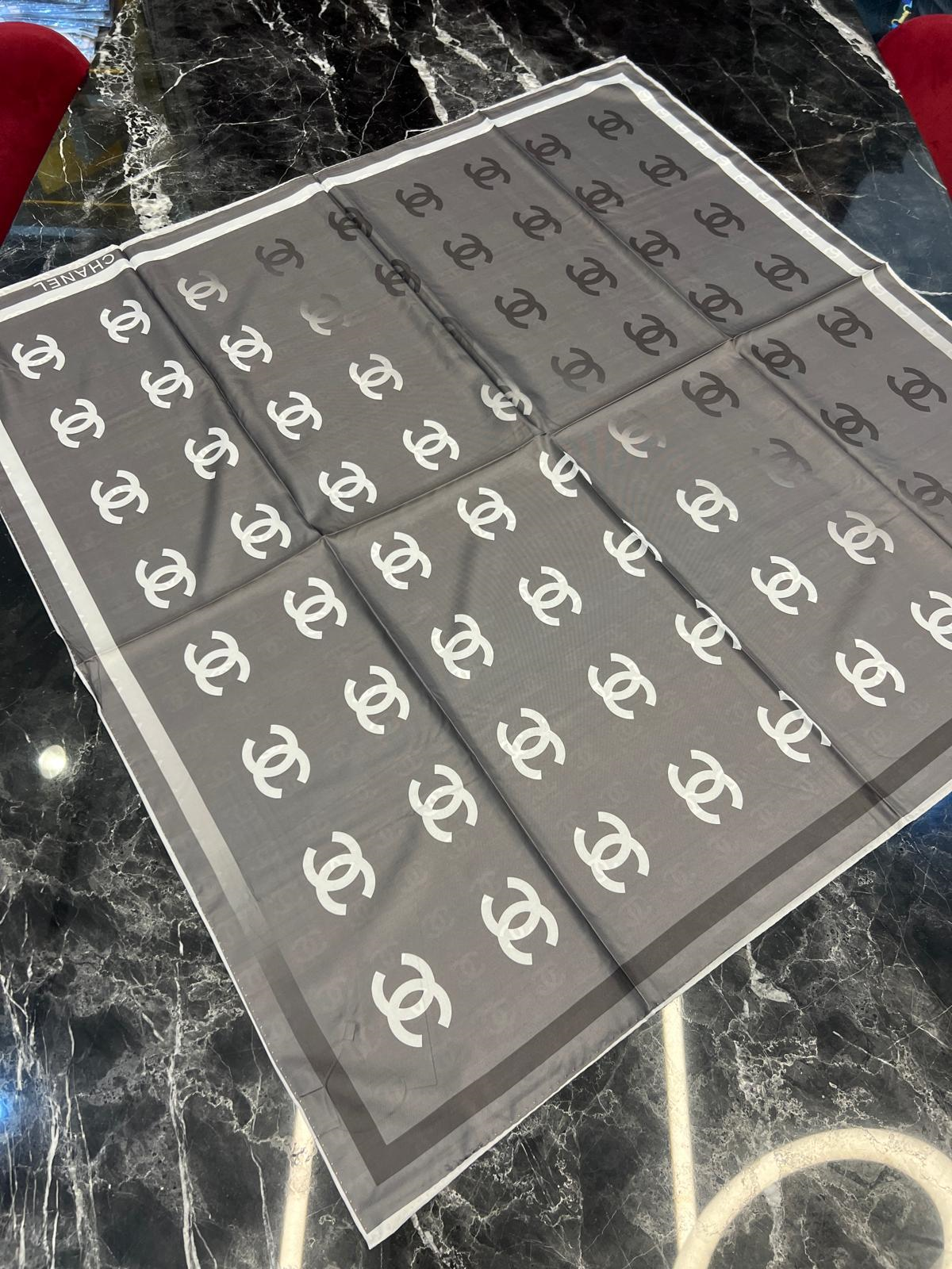 CHNL TWİL İPEK EŞARP