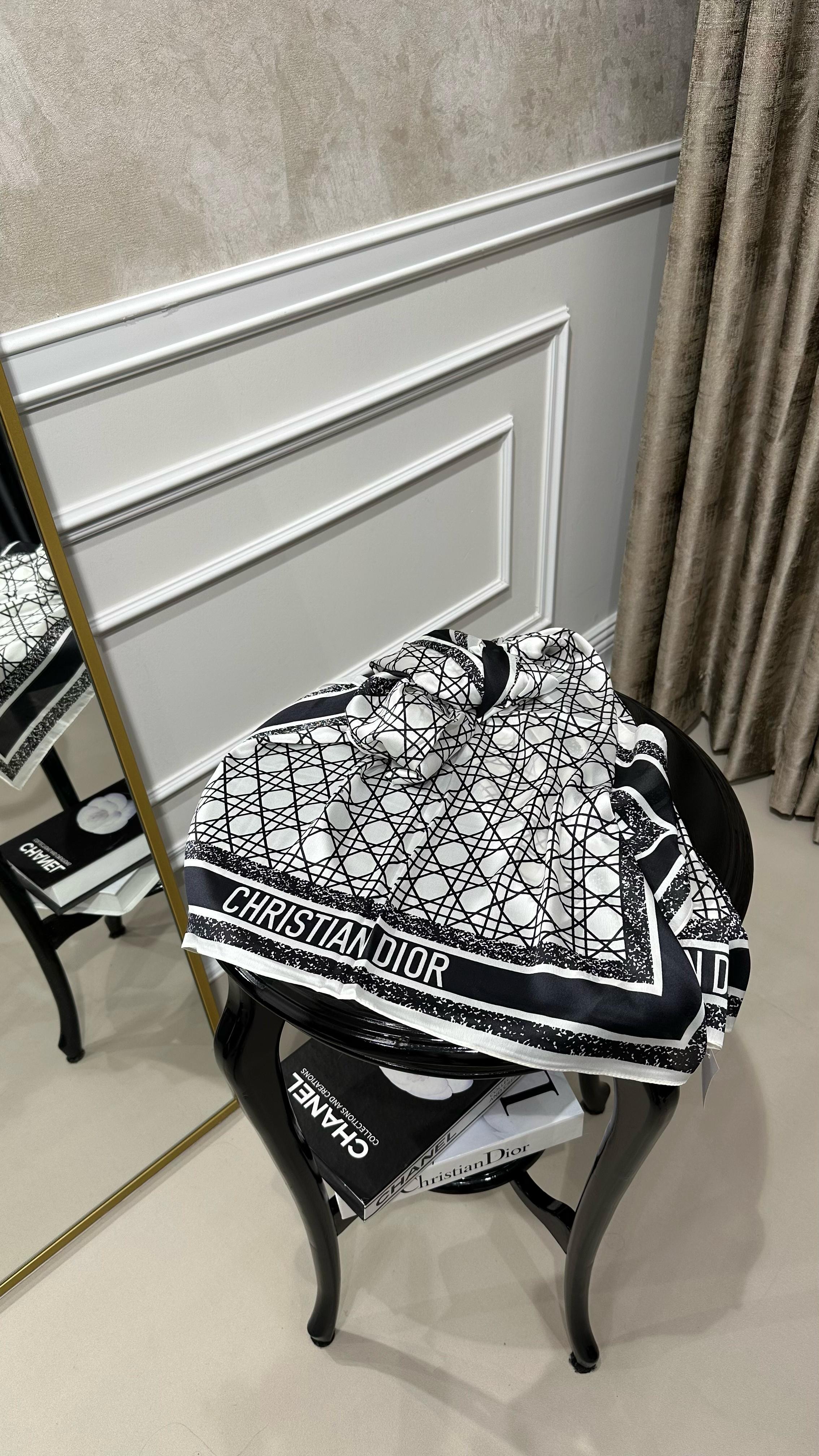 DİOR İPEK ŞAL BEYAZ