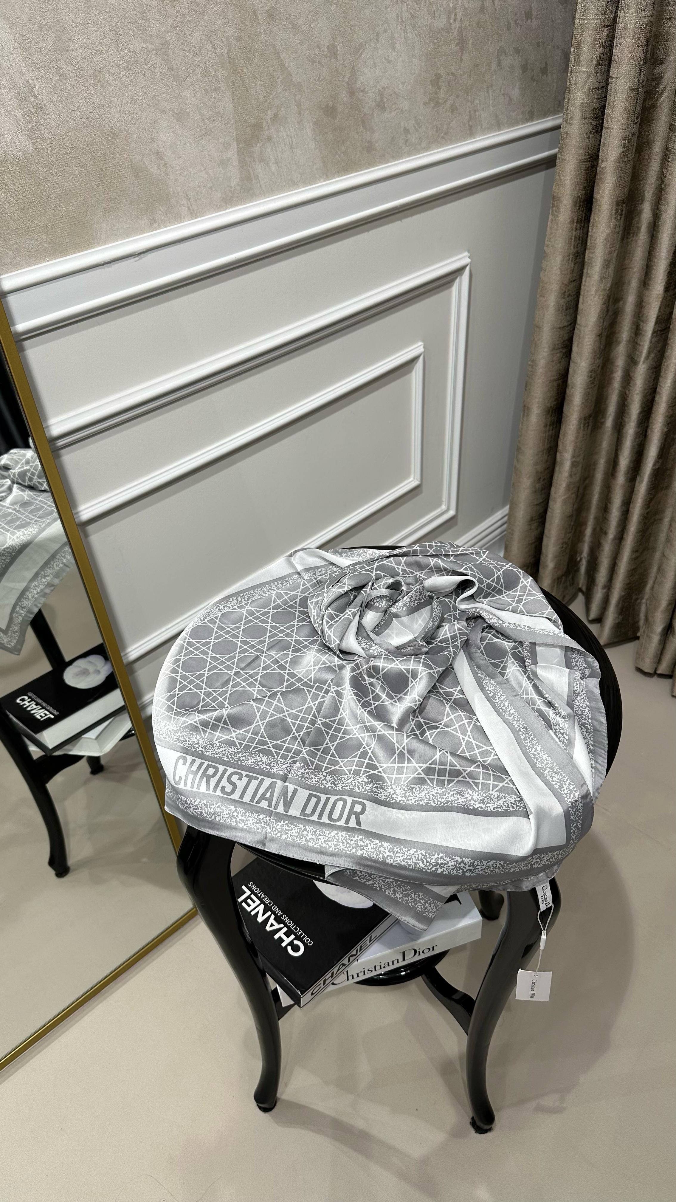 DİOR İPEK ŞAL GRİ