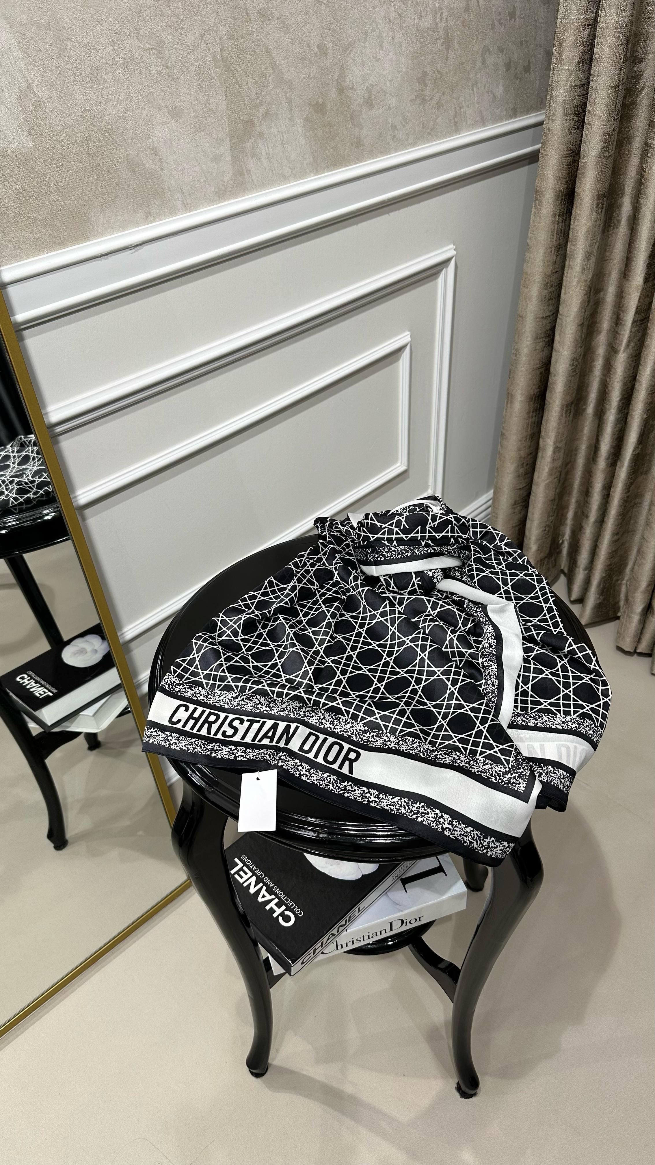 DİOR İPEK ŞAL SİYAH