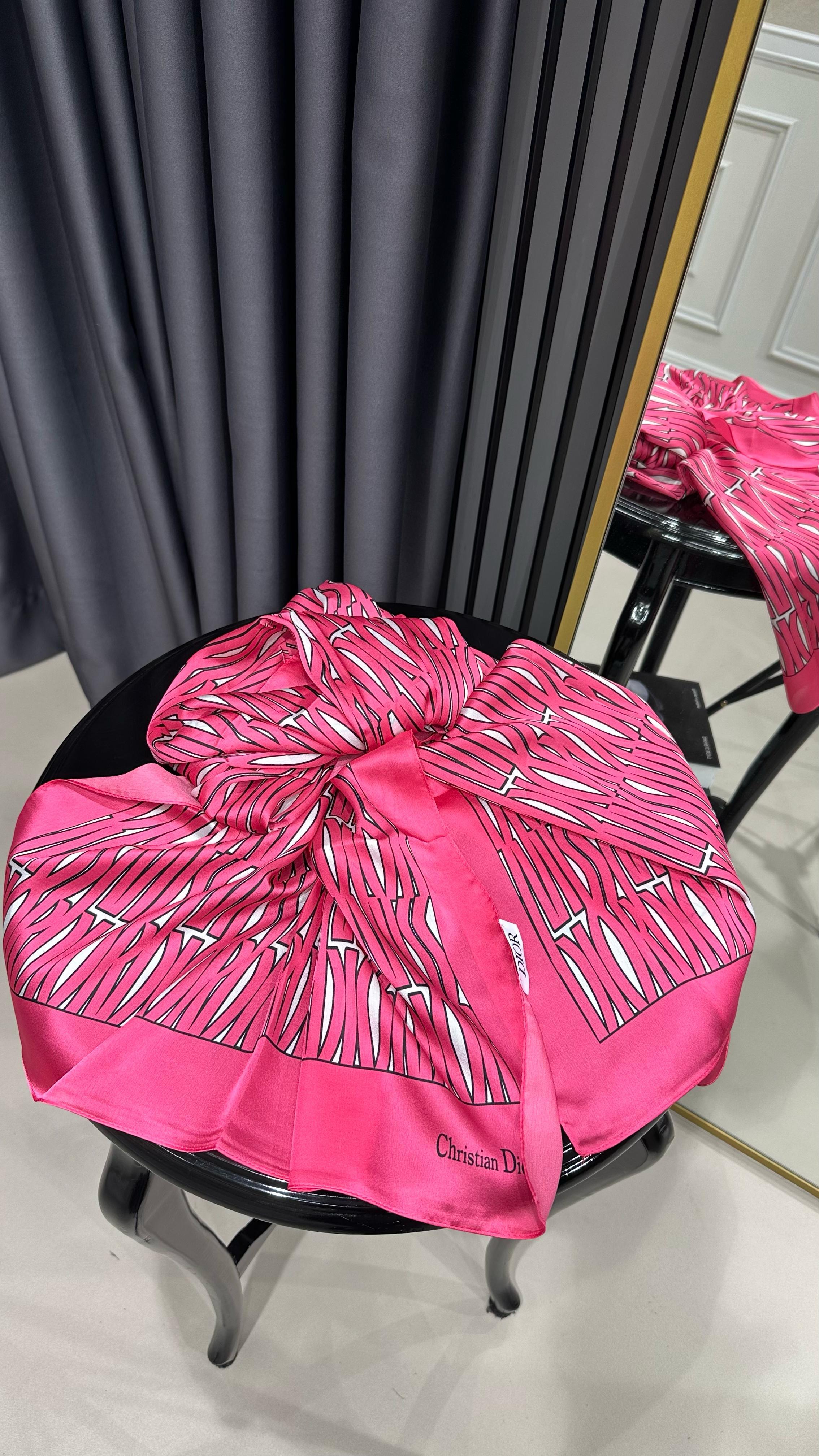 DİOR PEMBE ŞAL